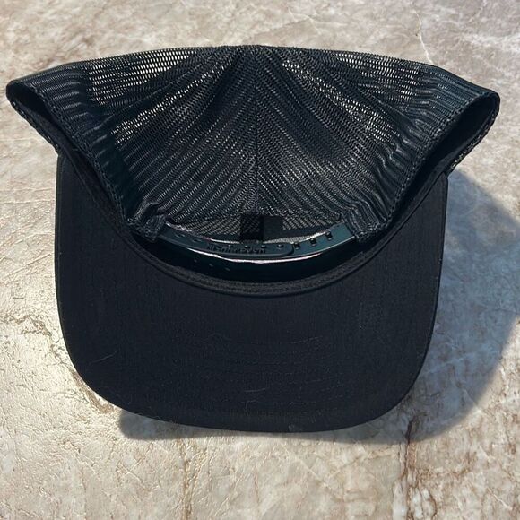 TROUBLEMAKER Black Trucker Hat NWT - Picture 3 of 5